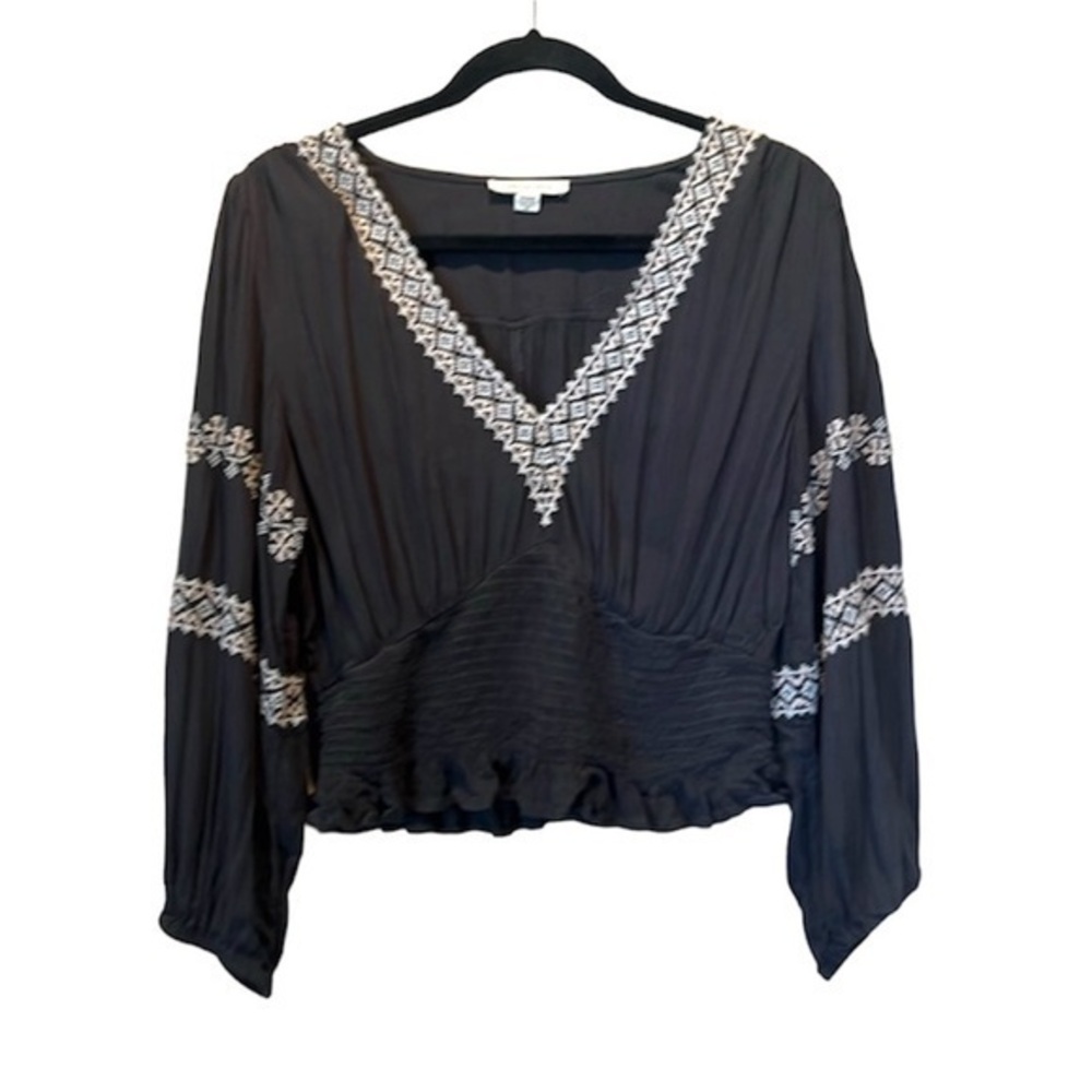 American Eagle Women’s Bohemian Crepe Fabric Smocked Peasant Blouse Size Medium